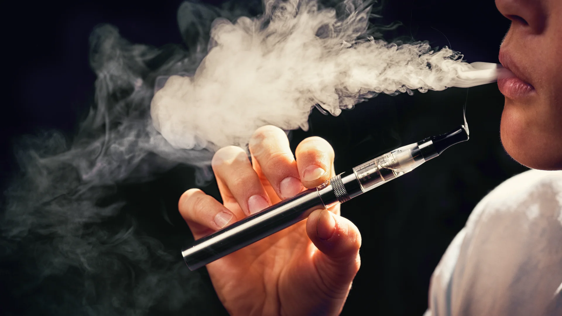 Researchers Raise Alarm Over Youth-Oriented Smart E-Cigarettes in New Study