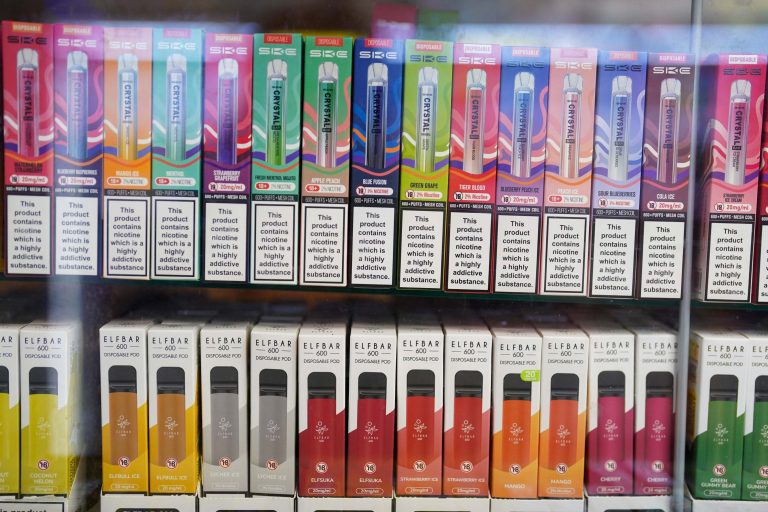 Rise in Long-Term Vaping in England Linked to Popularity of Disposable E-Cigarettes