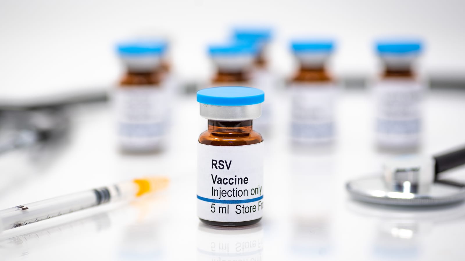 Pfizer’s RSV Vaccine Approved for High-Risk Adults Under 60 by FDA, Awaiting CDC Recommendation