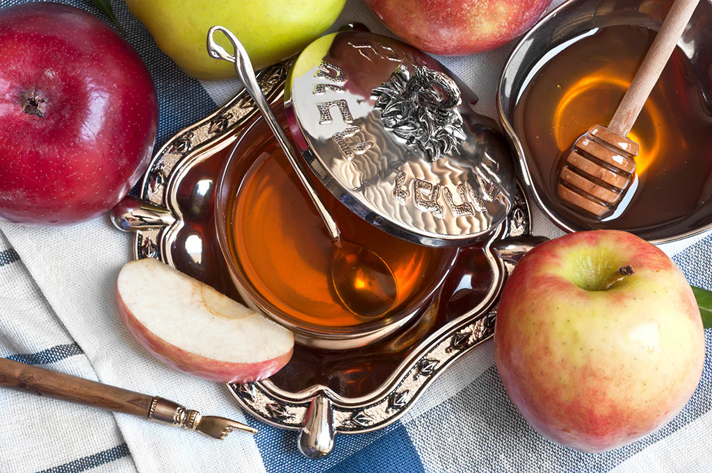 Rosh Hashanah Brings Reflection, Renewal, and the Spiritual Meaning Behind Food Traditions