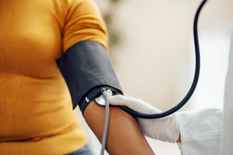 Study Reveals Improper Arm Positioning During Blood Pressure Measurements Leads to Inaccurate Readings