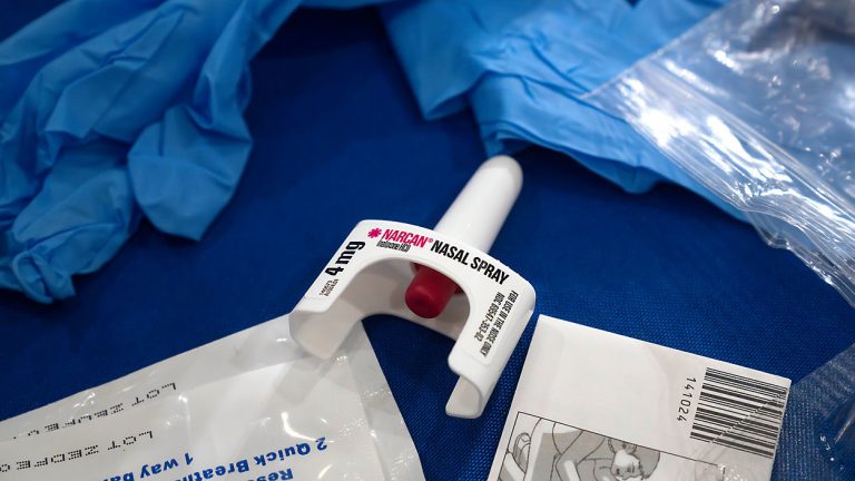 US Sees First Decline in Opioid Overdose Deaths Since 2018 Amid Rising Layperson Naloxone Use