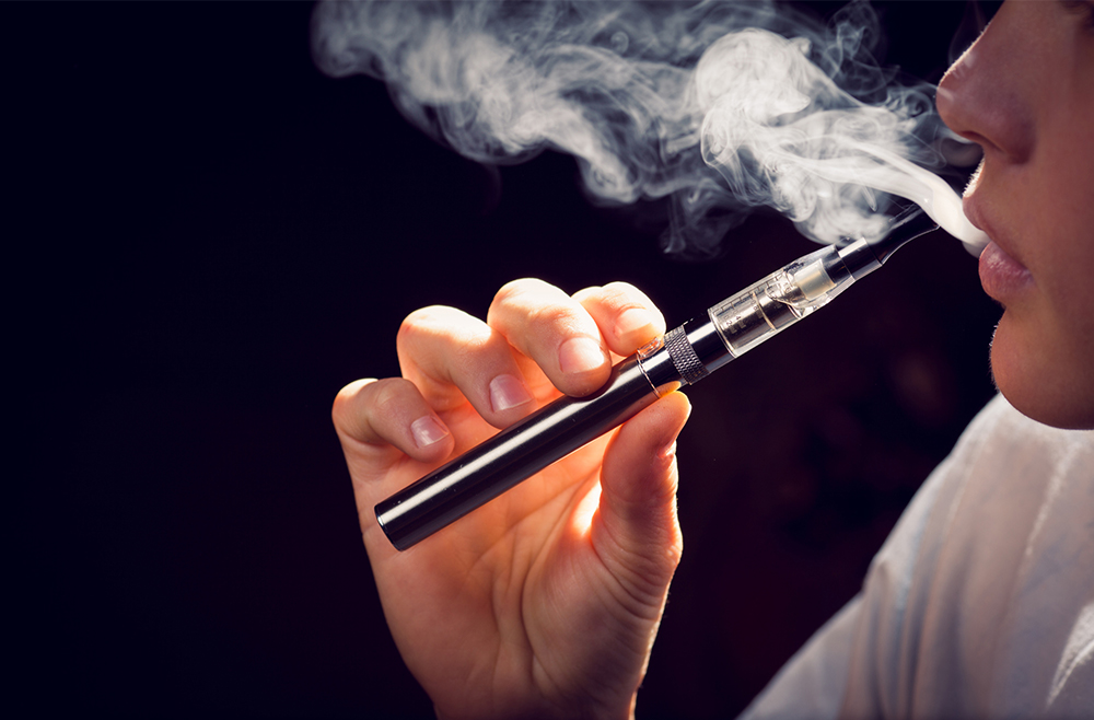 Vaping Impairs Blood Vessel Function Even Without Nicotine, Raising Concerns About Long-Term Health Risks