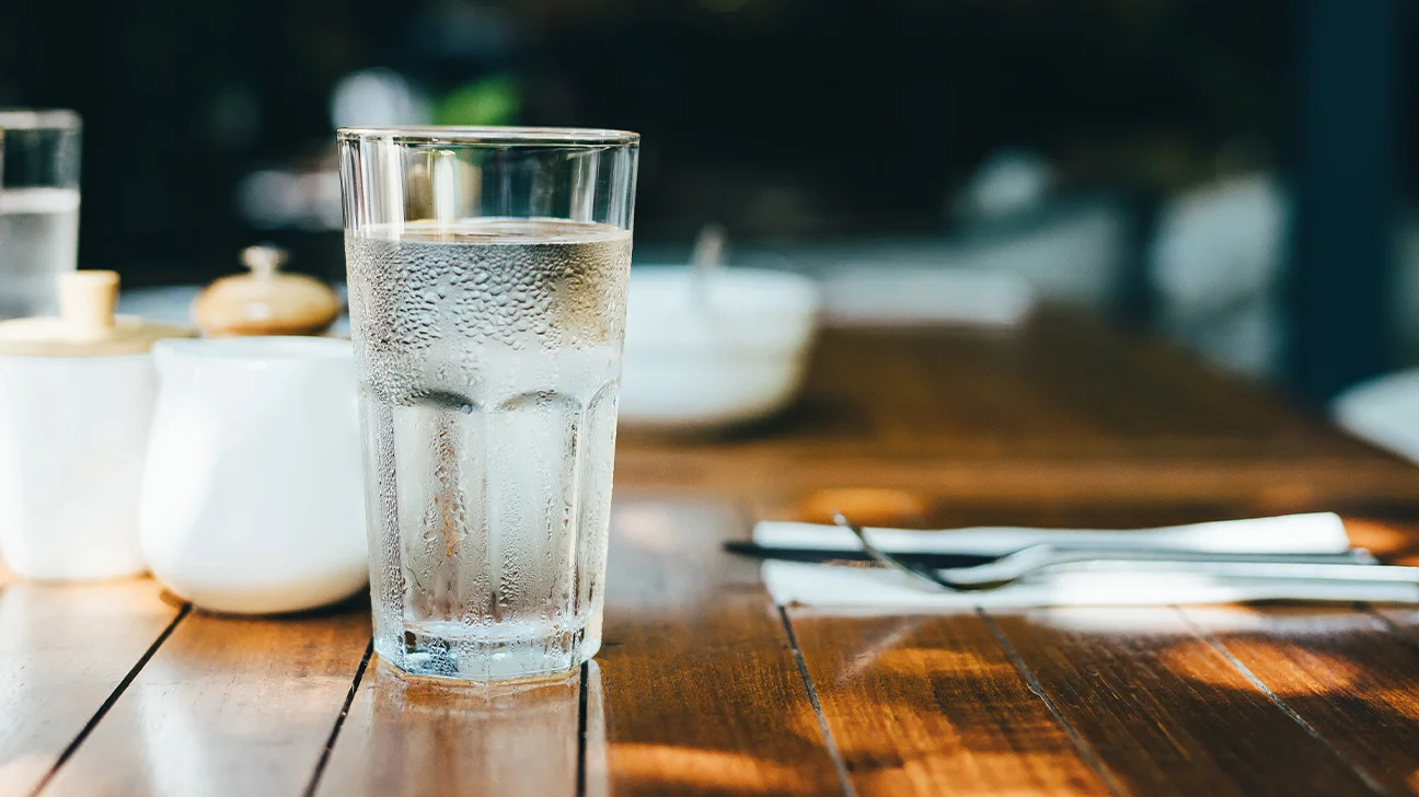 Hydration Boosts Weight Loss, Prevents Kidney Stones, and Enhances Overall Health in New Research